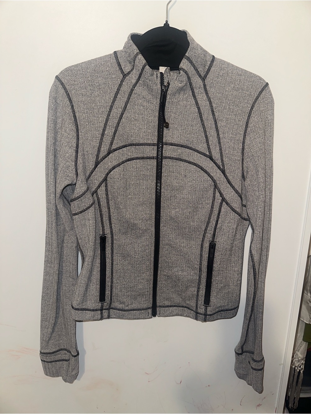 Lululemon Athletica Herringbone grey Cropped Define Jacket
